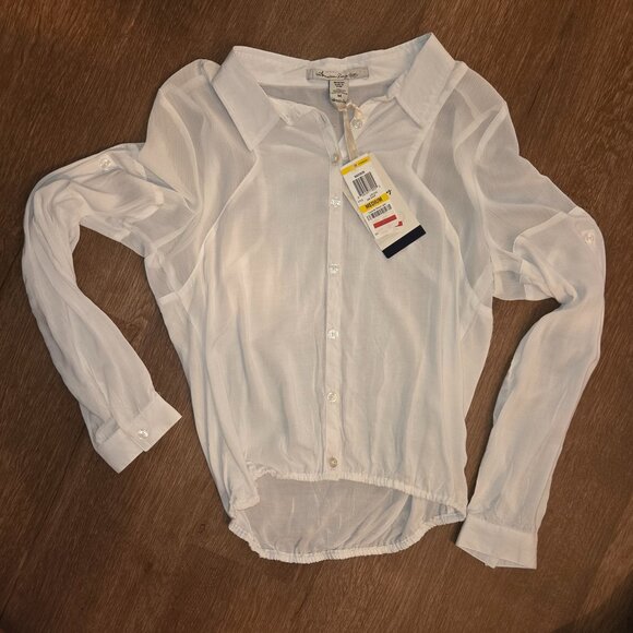 White Blouse - Picture 1 of 6